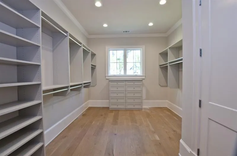 5315 Riverview Road, Atlanta, Georgia 30327, 5 Bedrooms Bedrooms, ,5 BathroomsBathrooms,Residential,Sold,5315 Riverview Road,6732449