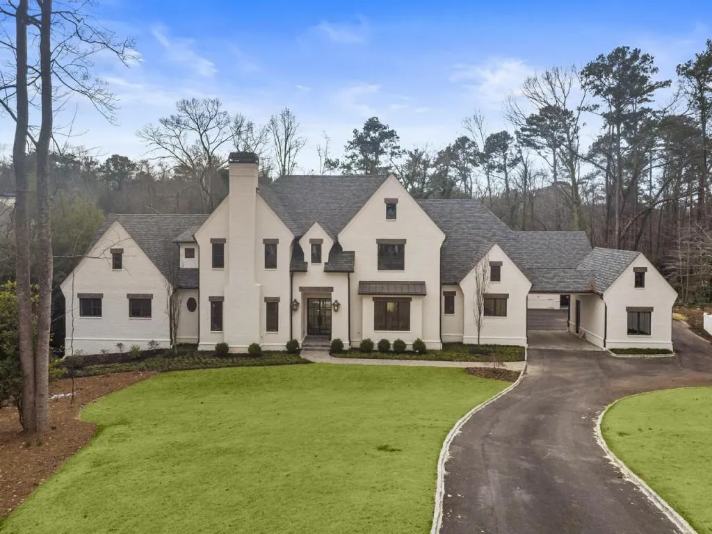 5315 Riverview Road, Atlanta, Georgia 30327, 5 Bedrooms Bedrooms, ,5 BathroomsBathrooms,Residential,Sold,5315 Riverview Road,6732449