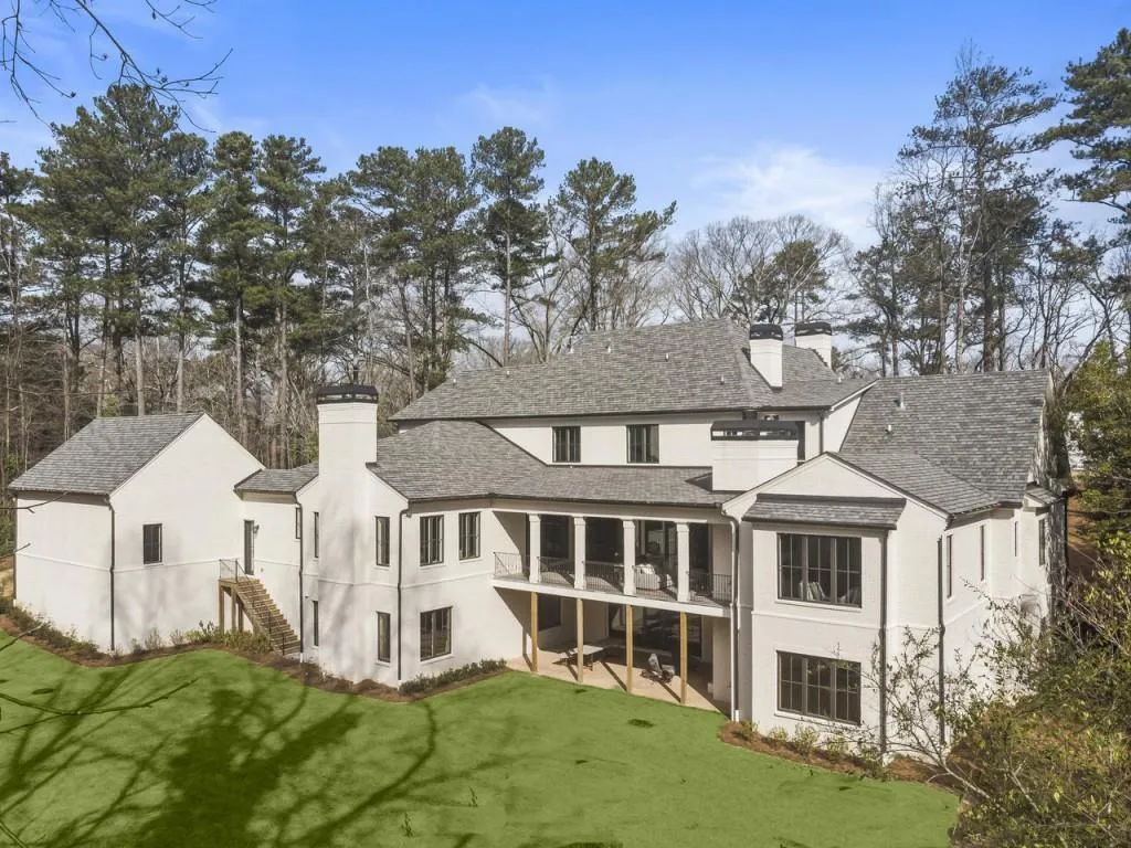 5315 Riverview Road, Atlanta, Georgia 30327, 5 Bedrooms Bedrooms, ,5 BathroomsBathrooms,Residential,Sold,5315 Riverview Road,6732449