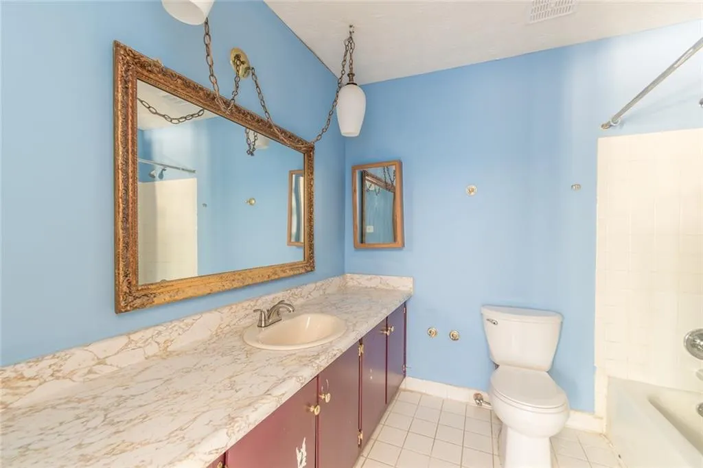 320 Winding River Drive Unit C, Sandy Springs, Georgia 30350, 2 Bedrooms Bedrooms, ,2 BathroomsBathrooms,Residential,Sold,320 Winding River Drive Unit C,6784735