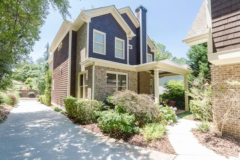 60 W Belle Isle Road Ne, Atlanta, Georgia 30342, 4 Bedrooms Bedrooms, ,4 BathroomsBathrooms,Residential,Sold,60 W Belle Isle Road Ne,5863905