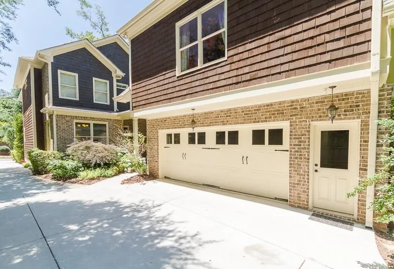60 W Belle Isle Road Ne, Atlanta, Georgia 30342, 4 Bedrooms Bedrooms, ,4 BathroomsBathrooms,Residential,Sold,60 W Belle Isle Road Ne,5863905