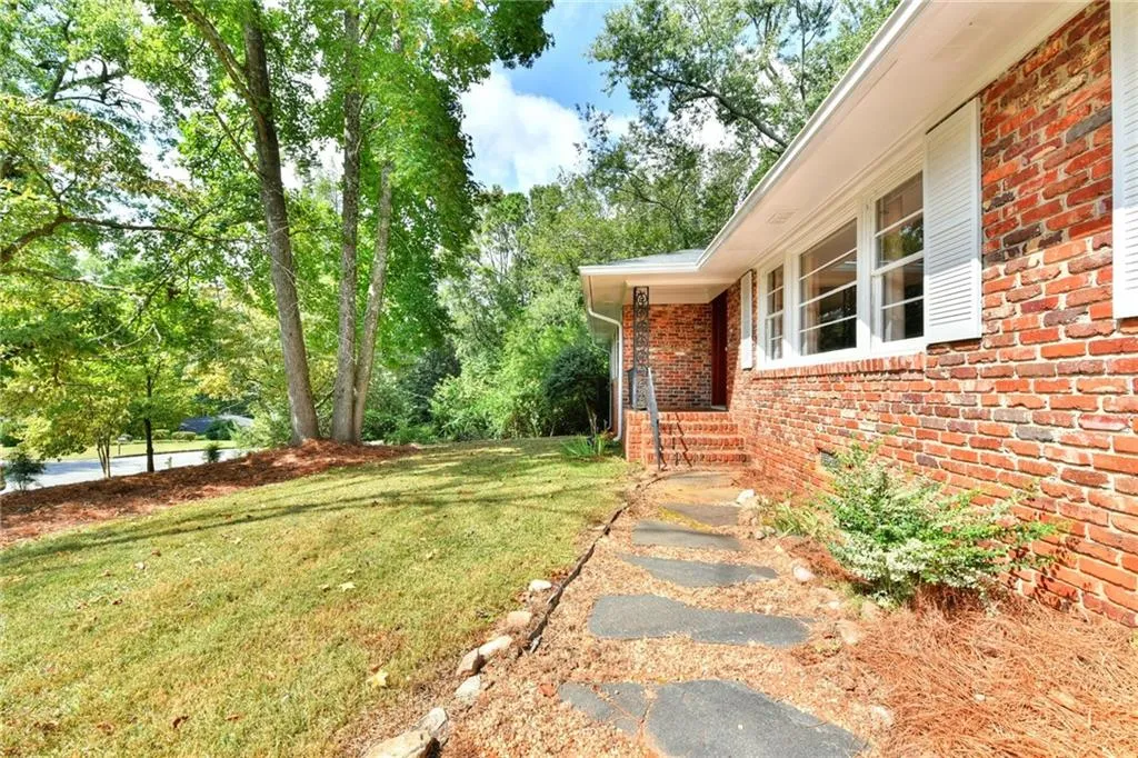 640 Patrick Place, Atlanta, Georgia 30328, 3 Bedrooms Bedrooms, ,2 BathroomsBathrooms,Residential,Sold,640 Patrick Place,6079729 640 Patrick Place, Atlanta, Georgia 30328, 3 Bedrooms Bedrooms, ,2 BathroomsBathrooms,Residential,Sold,640 Patrick Place,6079729