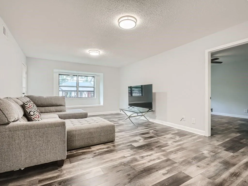 6851 Roswell Road Unit 17, Atlanta, Georgia 30328, 4 Bedrooms Bedrooms, ,2 BathroomsBathrooms,Residential,Sold,6851 Roswell Road Unit 17,7250036