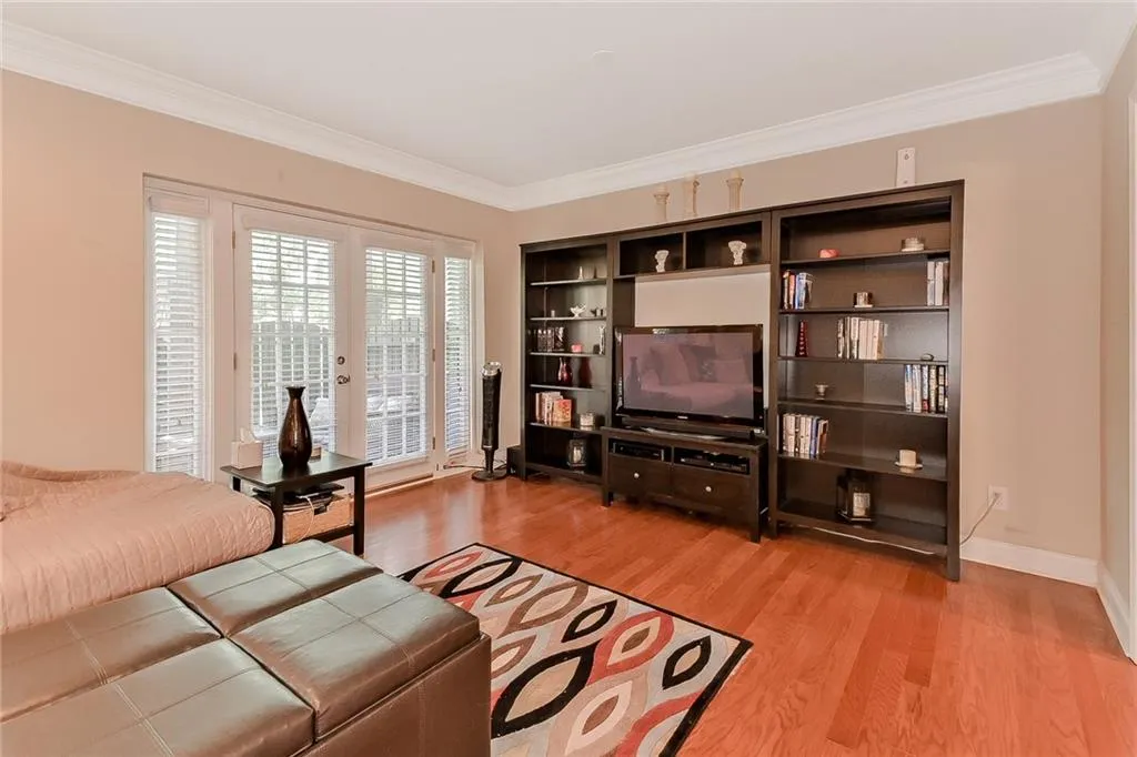 6980 Roswell Road Unit D10, Atlanta, Georgia 30328, 2 Bedrooms Bedrooms, ,2 BathroomsBathrooms,Residential,Sold,6980 Roswell Road Unit D10,6541659