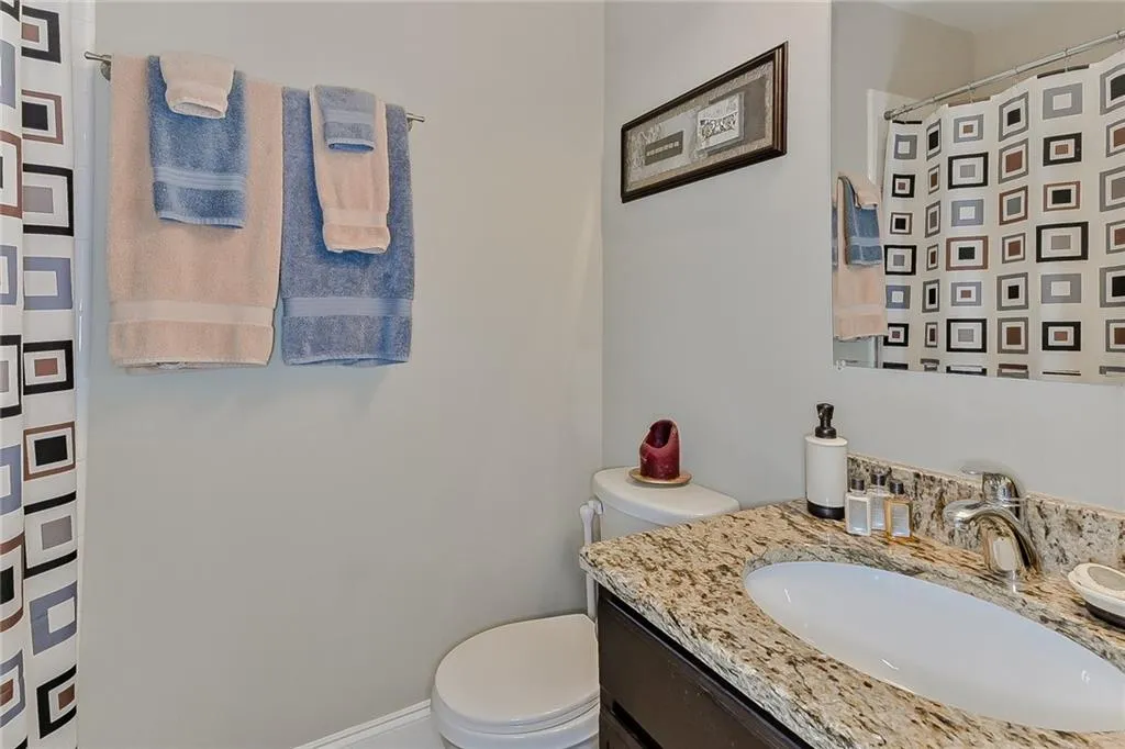 6980 Roswell Road Unit D10, Atlanta, Georgia 30328, 2 Bedrooms Bedrooms, ,2 BathroomsBathrooms,Residential,Sold,6980 Roswell Road Unit D10,6541659