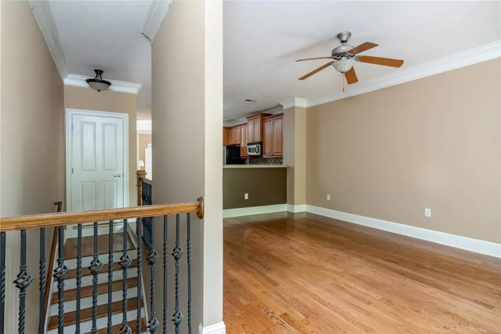 5600 Glenridge Park, Atlanta, Georgia 30342, 2 Bedrooms Bedrooms, ,2 BathroomsBathrooms,Residential,Sold,5600 Glenridge Park,6608829