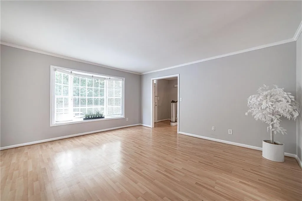6520 Roswell Road Unit 48, Sandy Springs, Georgia 30328, 2 Bedrooms Bedrooms, ,1 BathroomBathrooms,Residential,Sold,6520 Roswell Road Unit 48,6920265