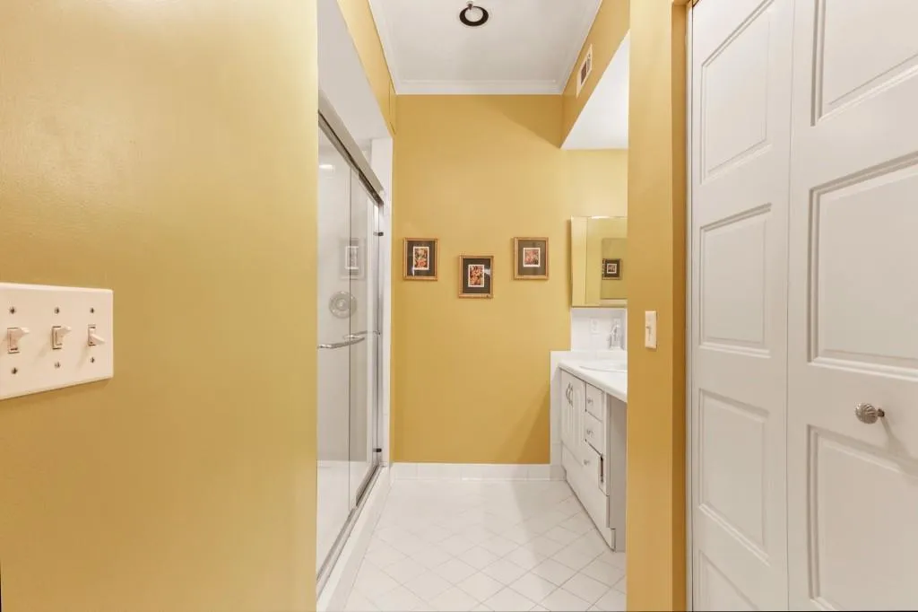5615 Chemin De Vie, Sandy Springs, Georgia 30342, 2 Bedrooms Bedrooms, ,2 BathroomsBathrooms,Residential,Sold,5615 Chemin De Vie,6995305