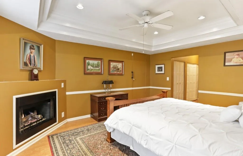 5615 Chemin De Vie, Sandy Springs, Georgia 30342, 2 Bedrooms Bedrooms, ,2 BathroomsBathrooms,Residential,Sold,5615 Chemin De Vie,6995305