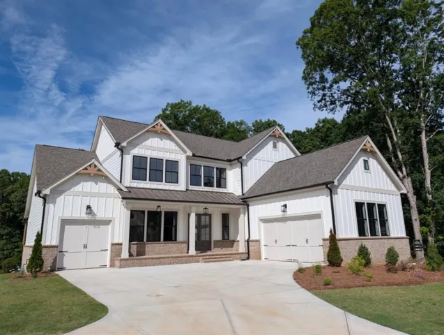 9150 Greenway Court, Gainesville, Georgia 30506