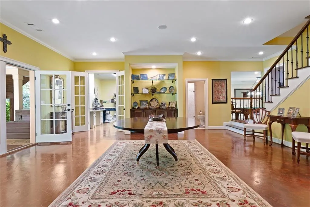 4799 Lake Forrest Drive, Sandy Springs, Georgia 30342, 7 Bedrooms Bedrooms, ,6 BathroomsBathrooms,Residential,Sold,4799 Lake Forrest Drive,6606942