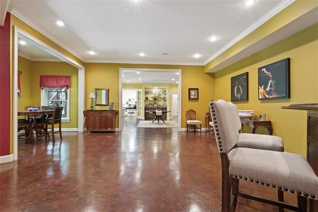 4799 Lake Forrest Drive, Sandy Springs, Georgia 30342, 7 Bedrooms Bedrooms, ,6 BathroomsBathrooms,Residential,Sold,4799 Lake Forrest Drive,6606942