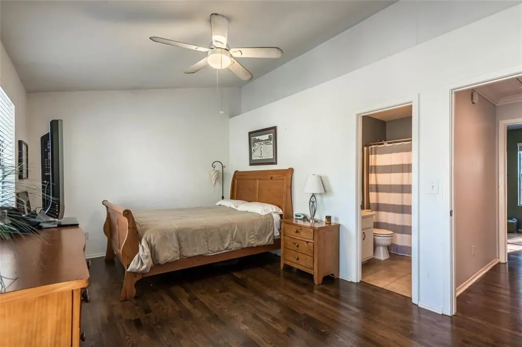 305 Wedgewood Way, Atlanta, Georgia 30350, 2 Bedrooms Bedrooms, ,2 BathroomsBathrooms,Residential,Sold,305 Wedgewood Way,5909776