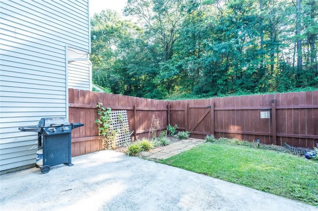 305 Wedgewood Way, Atlanta, Georgia 30350, 2 Bedrooms Bedrooms, ,2 BathroomsBathrooms,Residential,Sold,305 Wedgewood Way,5909776