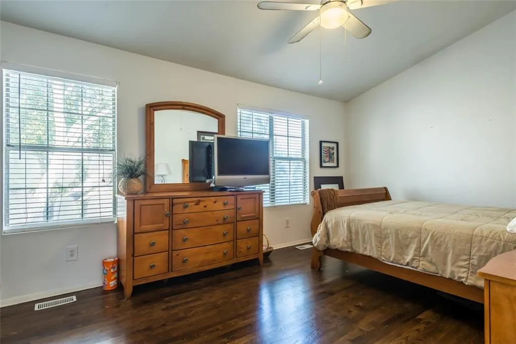 305 Wedgewood Way, Atlanta, Georgia 30350, 2 Bedrooms Bedrooms, ,2 BathroomsBathrooms,Residential,Sold,305 Wedgewood Way,5909776