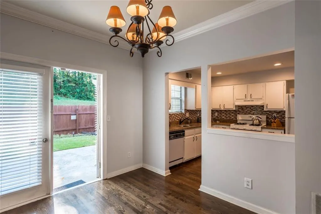 305 Wedgewood Way, Atlanta, Georgia 30350, 2 Bedrooms Bedrooms, ,2 BathroomsBathrooms,Residential,Sold,305 Wedgewood Way,5909776