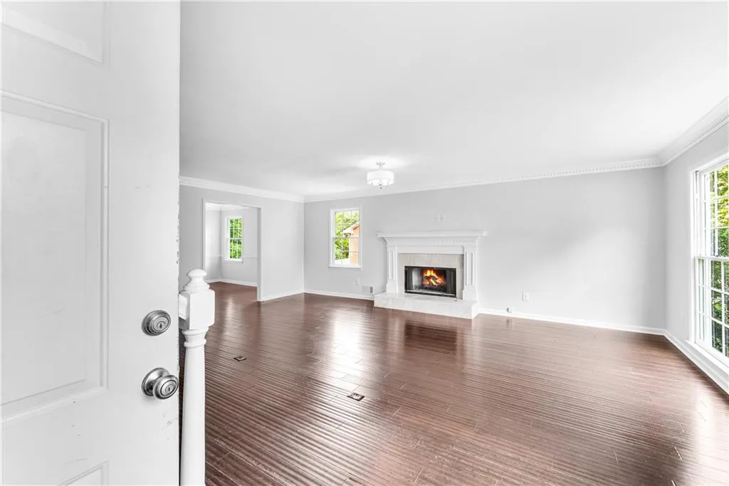 9123 Carroll Manor Drive, Sandy Springs, Georgia 30350, 3 Bedrooms Bedrooms, ,2 BathroomsBathrooms,Residential,Sold,9123 Carroll Manor Drive,6945008