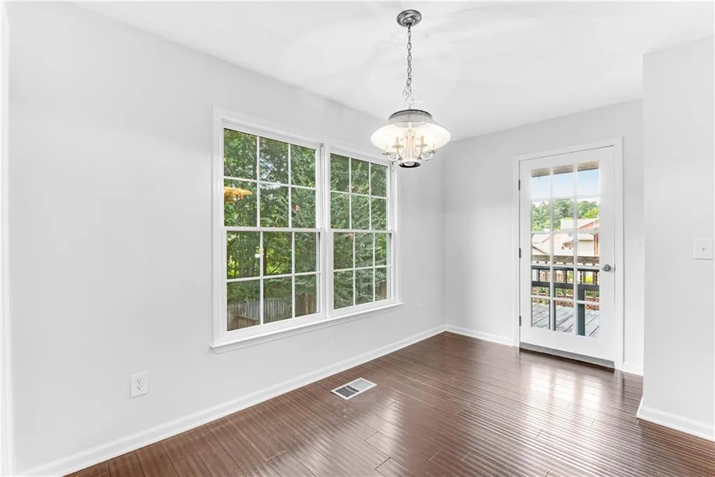 9123 Carroll Manor Drive, Sandy Springs, Georgia 30350, 3 Bedrooms Bedrooms, ,2 BathroomsBathrooms,Residential,Sold,9123 Carroll Manor Drive,6945008