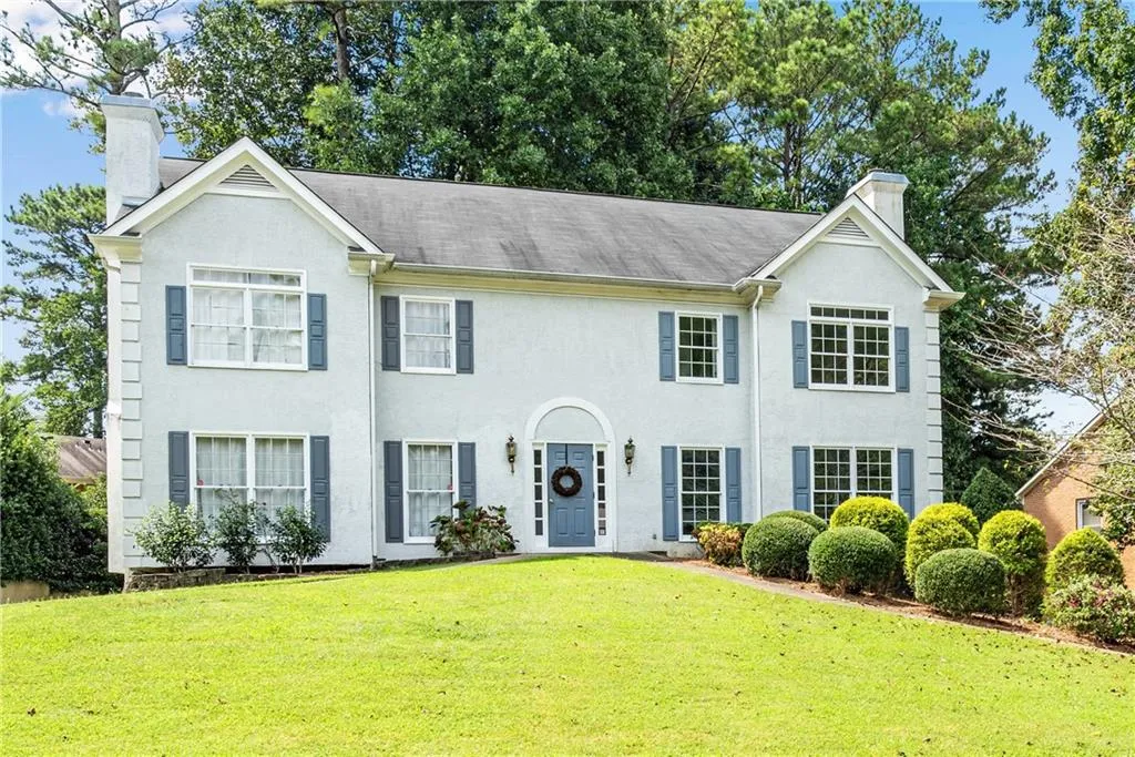 9123 Carroll Manor Drive, Sandy Springs, Georgia 30350, 3 Bedrooms Bedrooms, ,2 BathroomsBathrooms,Residential,Sold,9123 Carroll Manor Drive,6945008