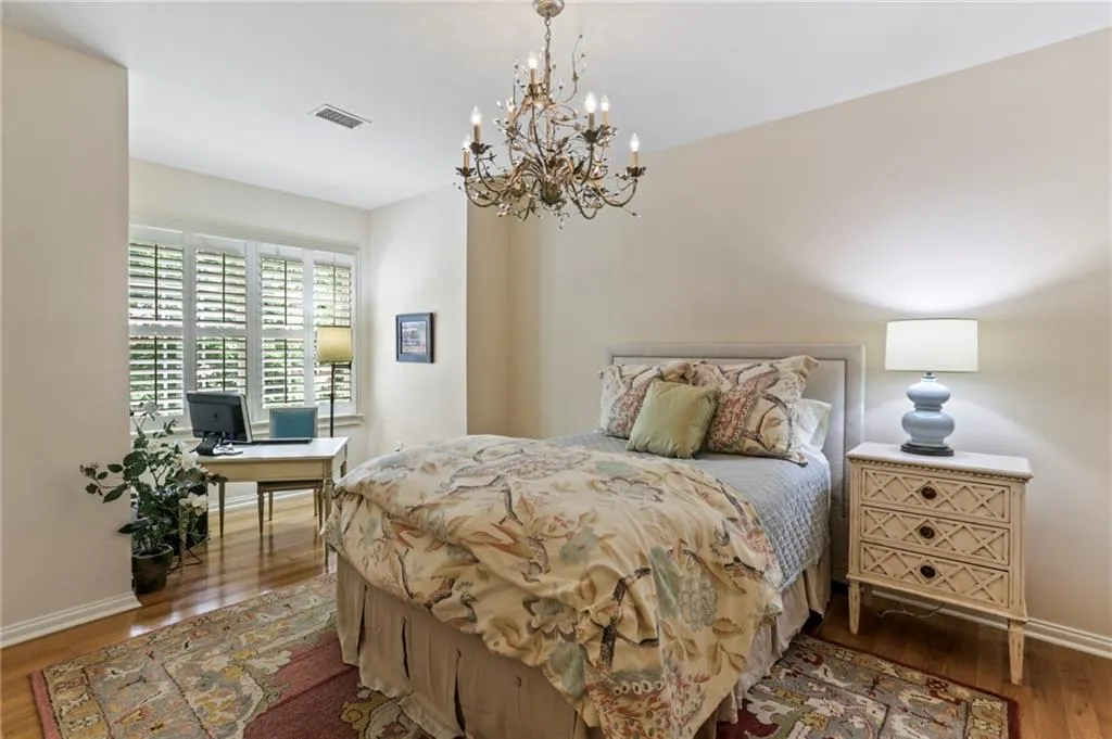 121 Brookview Circle, Atlanta, Georgia 30339, 3 Bedrooms Bedrooms, ,3 BathroomsBathrooms,Residential,Sold,121 Brookview Circle,6753137