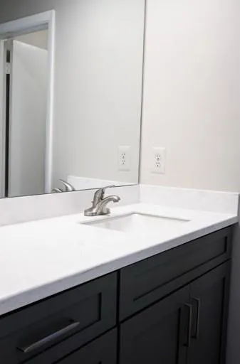 8740 Roswell Road Unit 4d, Sandy Springs, Georgia 30350, 2 Bedrooms Bedrooms, ,2 BathroomsBathrooms,Residential,Sold,8740 Roswell Road Unit 4d,6927794
