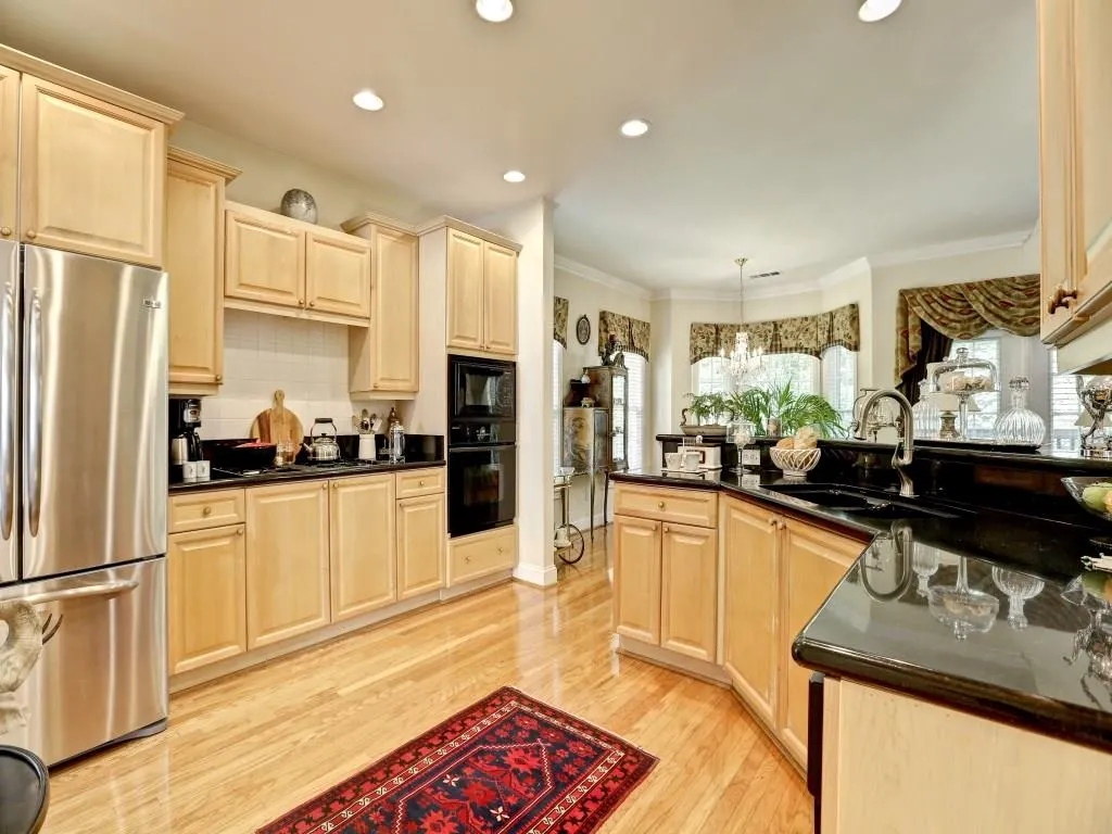209 Crossing Valley Lane Unit 209, Sandy Springs, Georgia 30339, 3 Bedrooms Bedrooms, ,2 BathroomsBathrooms,Residential,Sold,209 Crossing Valley Lane Unit 209,5763734