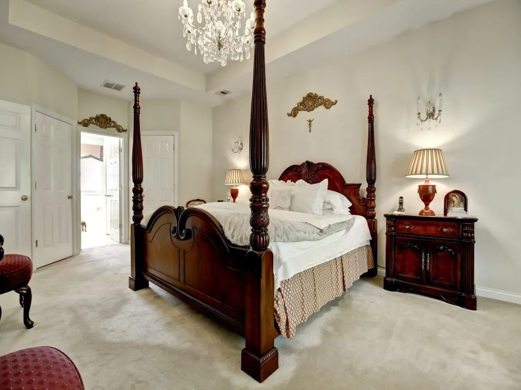 209 Crossing Valley Lane Unit 209, Sandy Springs, Georgia 30339, 3 Bedrooms Bedrooms, ,2 BathroomsBathrooms,Residential,Sold,209 Crossing Valley Lane Unit 209,5763734