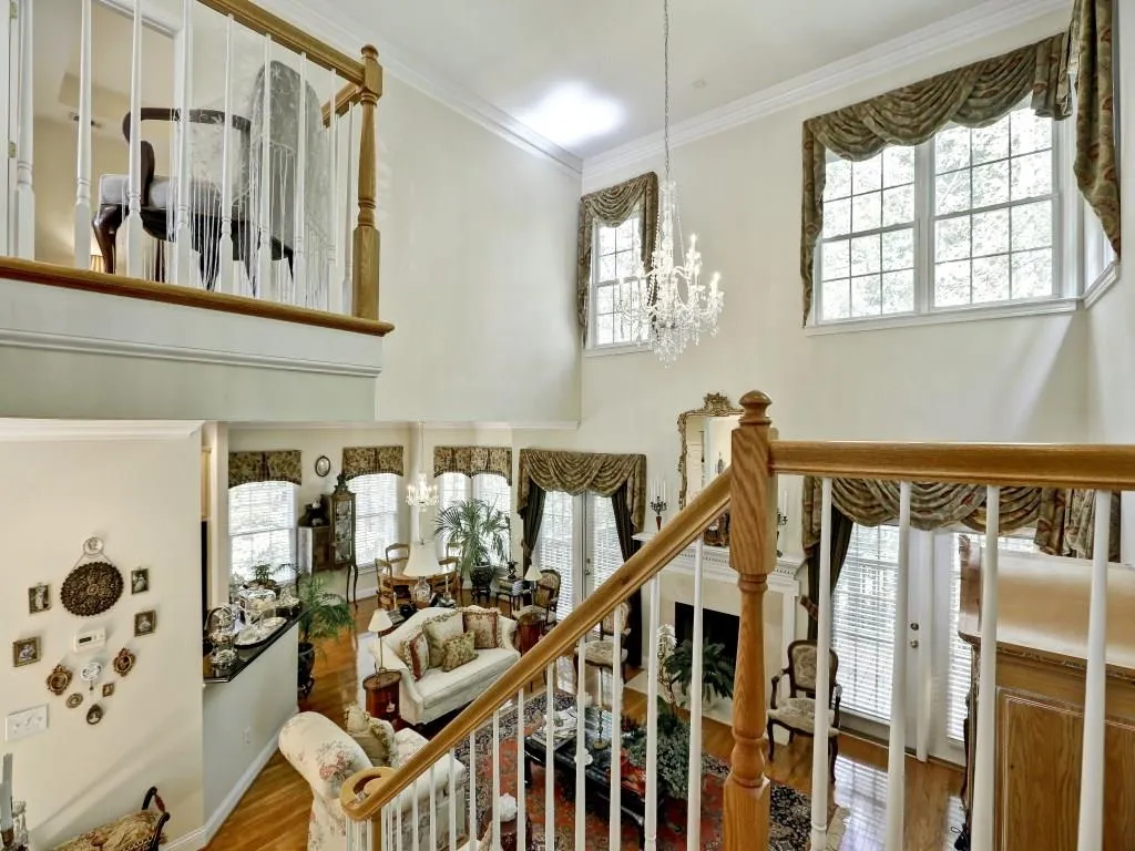 209 Crossing Valley Lane Unit 209, Sandy Springs, Georgia 30339, 3 Bedrooms Bedrooms, ,2 BathroomsBathrooms,Residential,Sold,209 Crossing Valley Lane Unit 209,5763734