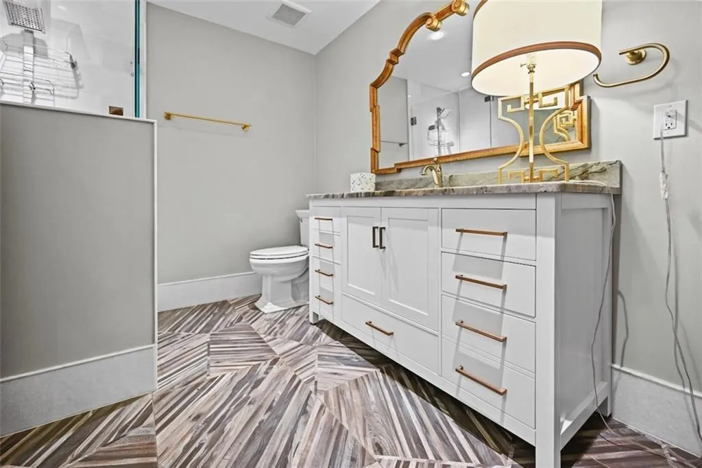 Private Bathroom off Primary suite