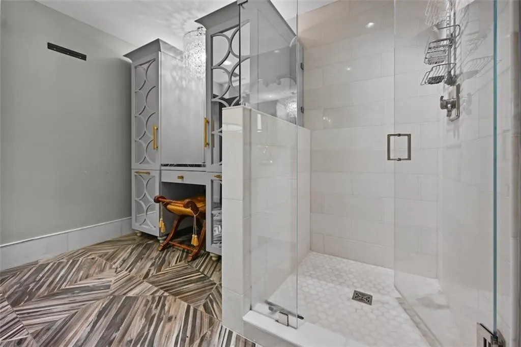 3180 Mathieson Drive Unit 502, Atlanta, Georgia 30305, 2 Bedrooms Bedrooms, ,2 BathroomsBathrooms,Residential,For Sale,3180 Mathieson Drive Unit 502,7633883