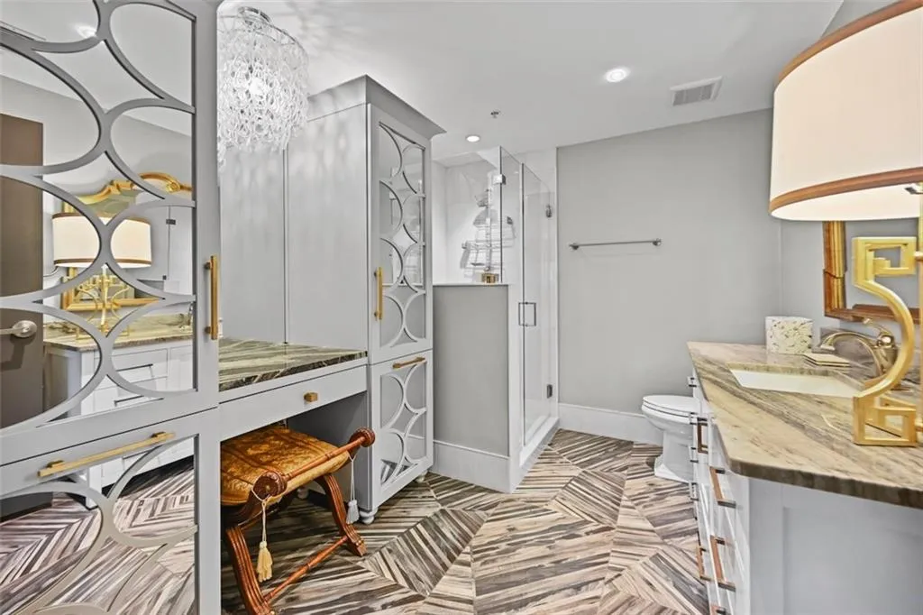 extra cabinetry with drawers