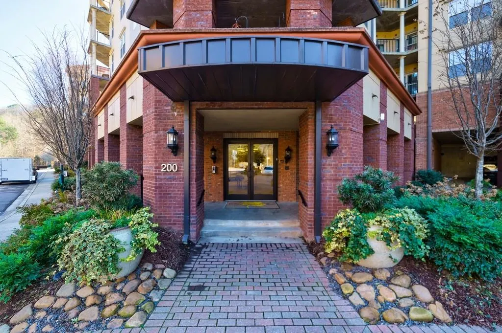 200 River Vista Drive Unit 207, Atlanta, Georgia 30339, 1 Bedroom Bedrooms, ,1 BathroomBathrooms,Residential,Sold,200 River Vista Drive Unit 207,7162509