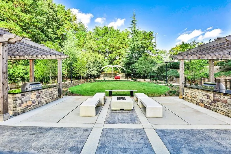 795 Hammond Drive Unit 1102, Sandy Springs, Georgia 30328, 1 Bedroom Bedrooms, ,1 BathroomBathrooms,Residential,Sold,795 Hammond Drive Unit 1102,7251620