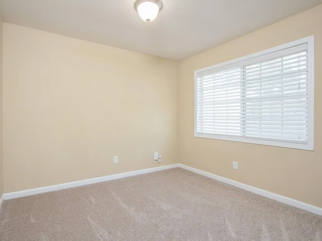 6940 Roswell Road Unit 11c, Atlanta, Georgia 30328, 2 Bedrooms Bedrooms, ,1 BathroomBathrooms,Residential,Sold,6940 Roswell Road Unit 11c,5631867