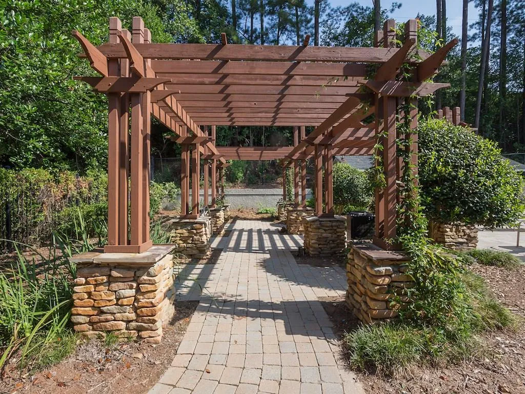 6940 Roswell Road Unit 11c, Atlanta, Georgia 30328, 2 Bedrooms Bedrooms, ,1 BathroomBathrooms,Residential,Sold,6940 Roswell Road Unit 11c,5631867