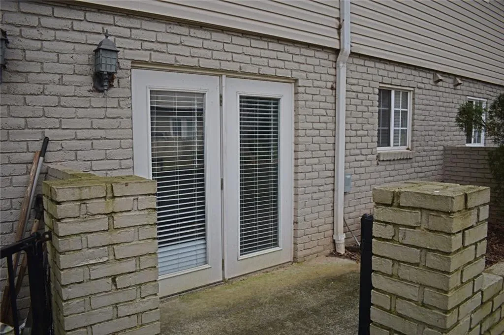 6940 Roswell Road Unit 23b, Atlanta, Georgia 30328, 2 Bedrooms Bedrooms, ,1 BathroomBathrooms,Residential,Sold,6940 Roswell Road Unit 23b,6513960