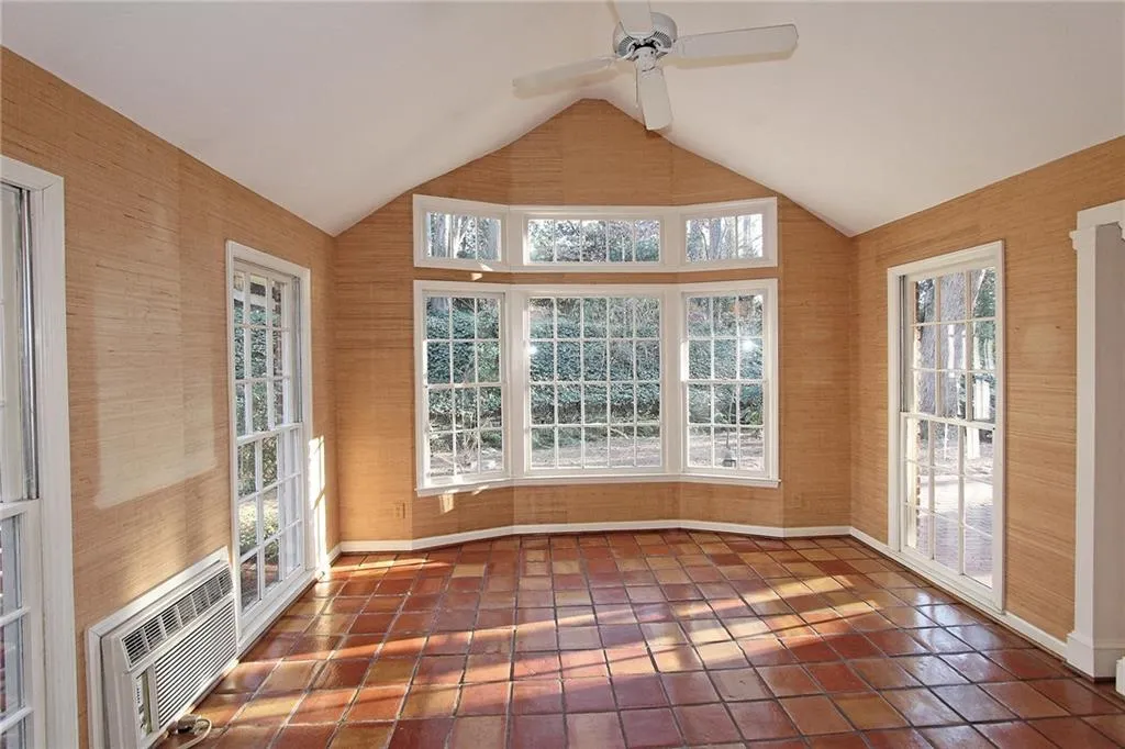 6295 River Overlook Drive, Sandy Springs, Georgia 30328, 4 Bedrooms Bedrooms, ,3 BathroomsBathrooms,Residential,Sold,6295 River Overlook Drive,5798799