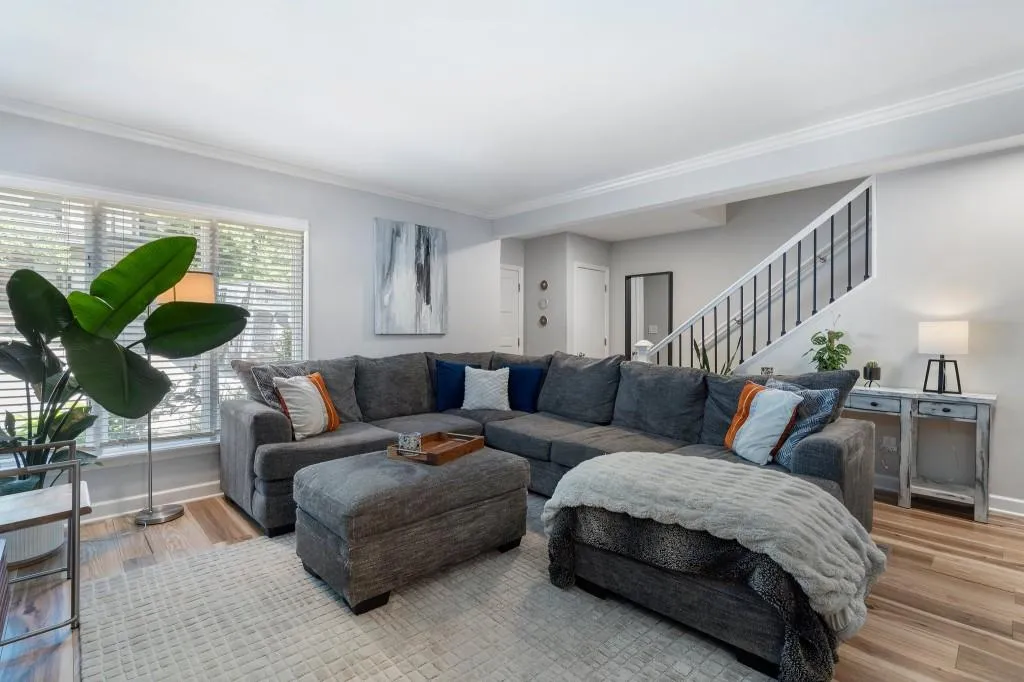 46 Ivy Ridge Ne, Atlanta, Georgia 30342, 2 Bedrooms Bedrooms, ,2 BathroomsBathrooms,Residential,For Sale,46 Ivy Ridge Ne,7615859