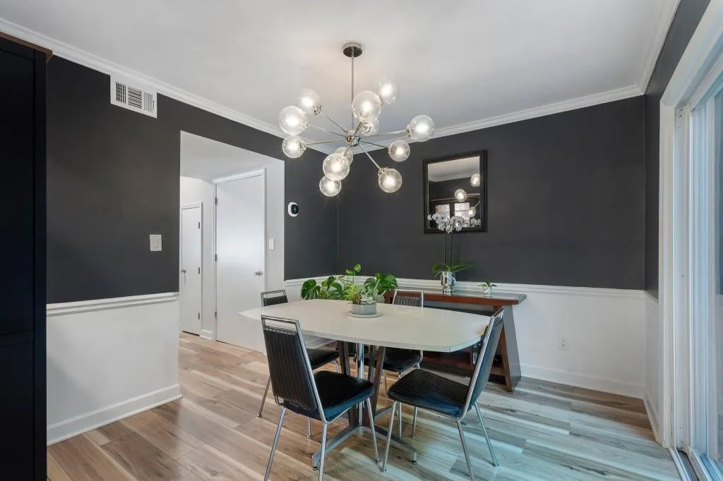 46 Ivy Ridge Ne, Atlanta, Georgia 30342, 2 Bedrooms Bedrooms, ,2 BathroomsBathrooms,Residential,For Sale,46 Ivy Ridge Ne,7615859