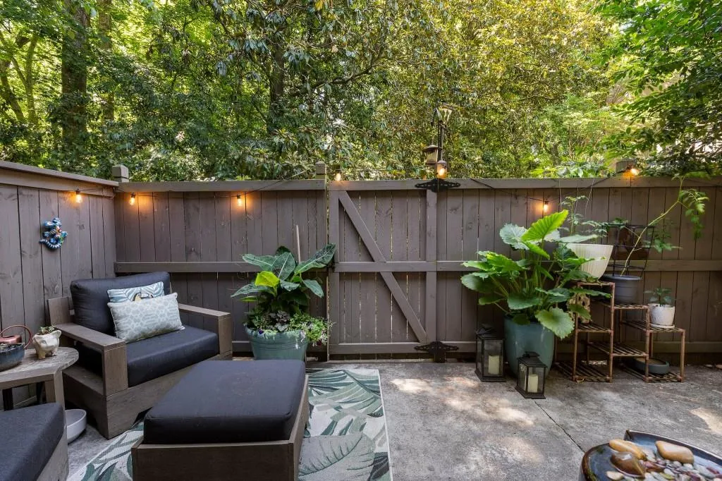 46 Ivy Ridge Ne, Atlanta, Georgia 30342, 2 Bedrooms Bedrooms, ,2 BathroomsBathrooms,Residential,For Sale,46 Ivy Ridge Ne,7615859