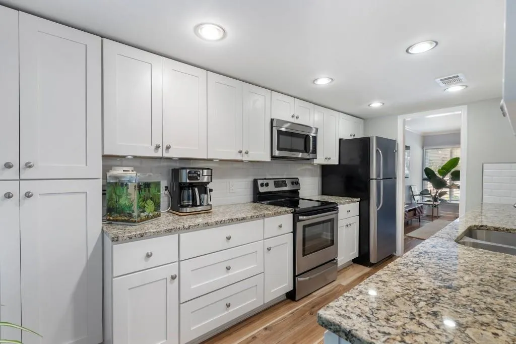 46 Ivy Ridge Ne, Atlanta, Georgia 30342, 2 Bedrooms Bedrooms, ,2 BathroomsBathrooms,Residential,For Sale,46 Ivy Ridge Ne,7615859