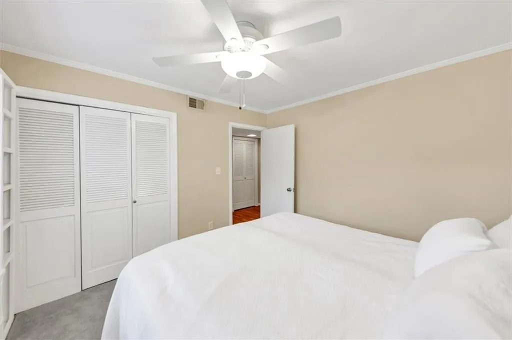 30 Chaumont Square Nw, Atlanta, Georgia 30327, 3 Bedrooms Bedrooms, ,2 BathroomsBathrooms,Residential,For Sale,30 Chaumont Square Nw,7589911