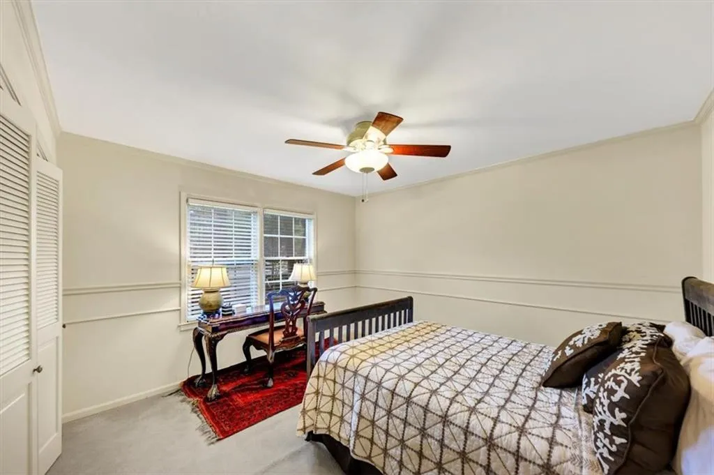 30 Chaumont Square Nw, Atlanta, Georgia 30327, 3 Bedrooms Bedrooms, ,2 BathroomsBathrooms,Residential,For Sale,30 Chaumont Square Nw,7589911