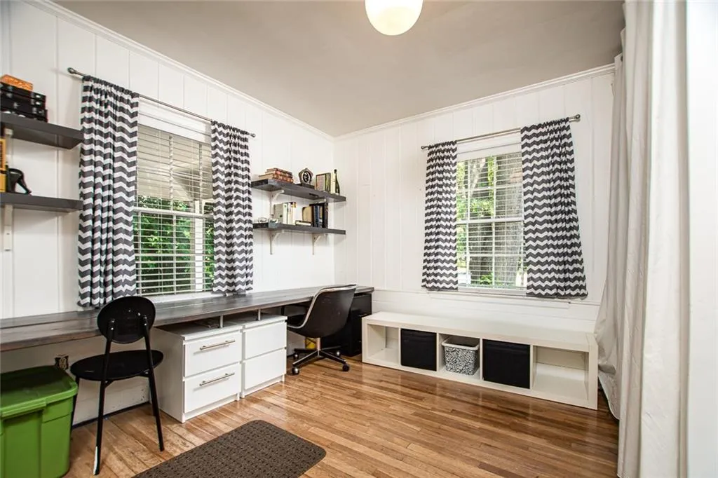 349 Johnson Ferry Road Ne, Sandy Springs, Georgia 30328, 3 Bedrooms Bedrooms, ,2 BathroomsBathrooms,Residential,Sold,349 Johnson Ferry Road Ne,6600820