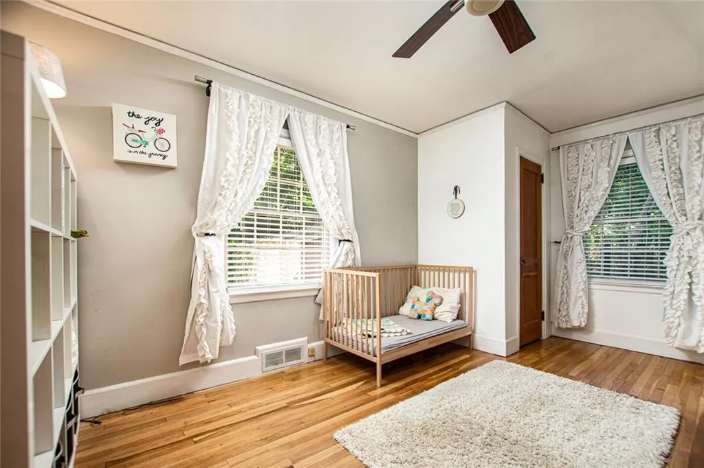 349 Johnson Ferry Road Ne, Sandy Springs, Georgia 30328, 3 Bedrooms Bedrooms, ,2 BathroomsBathrooms,Residential,Sold,349 Johnson Ferry Road Ne,6600820