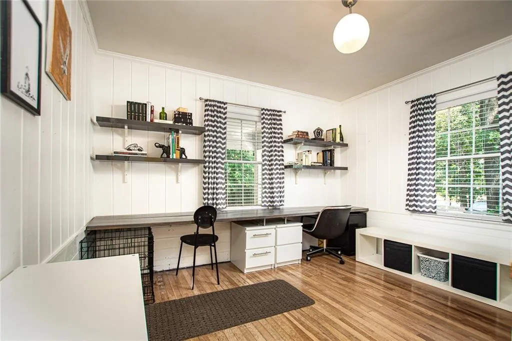 349 Johnson Ferry Road Ne, Sandy Springs, Georgia 30328, 3 Bedrooms Bedrooms, ,2 BathroomsBathrooms,Residential,Sold,349 Johnson Ferry Road Ne,6600820