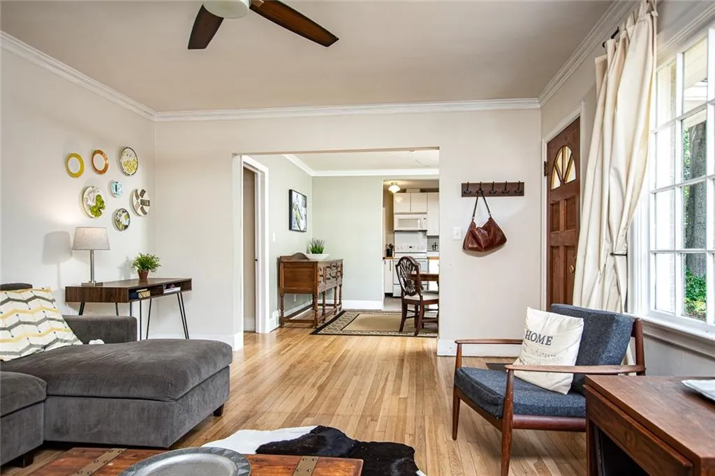 349 Johnson Ferry Road Ne, Sandy Springs, Georgia 30328, 3 Bedrooms Bedrooms, ,2 BathroomsBathrooms,Residential,Sold,349 Johnson Ferry Road Ne,6600820
