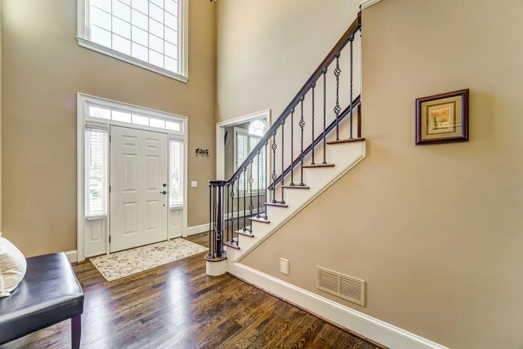 130 Trellis Place, Sandy Springs, Georgia 30350, 5 Bedrooms Bedrooms, ,4 BathroomsBathrooms,Residential,Sold,130 Trellis Place,6829532