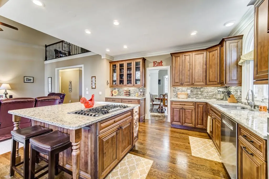 130 Trellis Place, Sandy Springs, Georgia 30350, 5 Bedrooms Bedrooms, ,4 BathroomsBathrooms,Residential,Sold,130 Trellis Place,6829532
